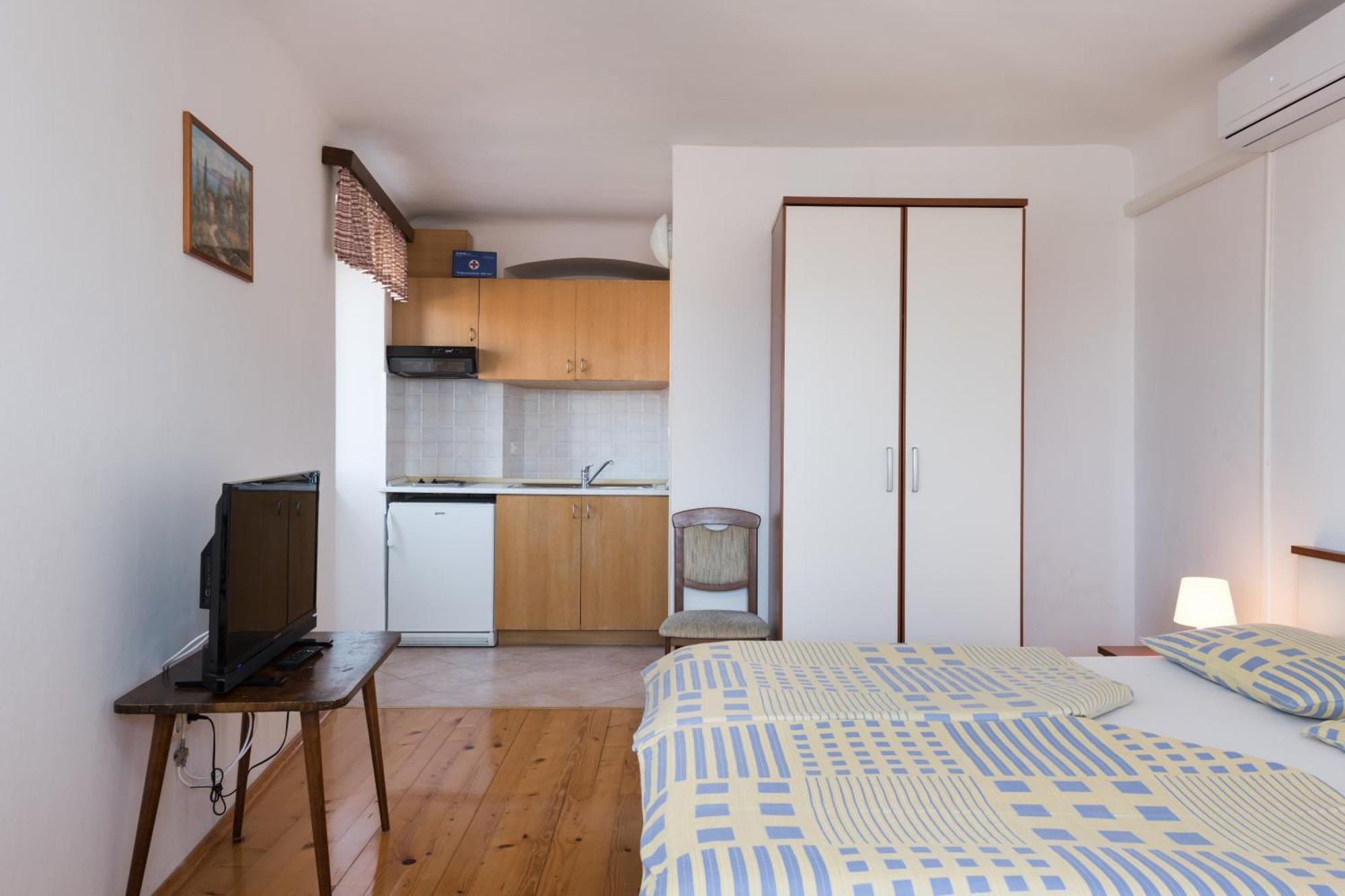 Apartments Mirakul Mali Losinj Room photo