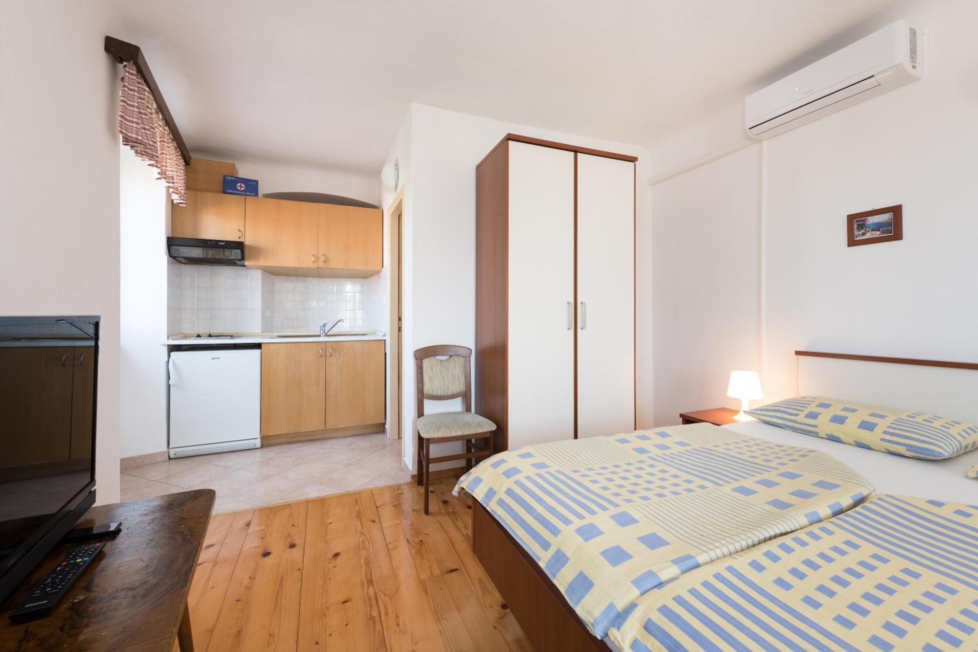 Apartments Mirakul Mali Losinj Room photo